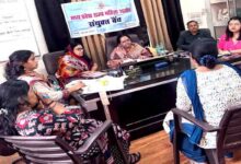 State Womens Commission: 18 साल की शादी के बाद पत्नी ने छोड़ा साथ, महिला आयोग की जनसुनवाई में सामने आया चौंकाने वाला मामला