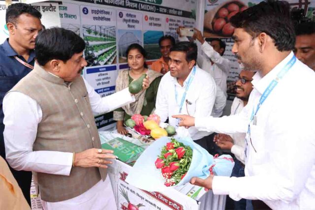 MP Balram Krishi Mahotsav: सीएम मोहन यादव की किसानों के लिए बड़ी घोषणाएं: डेयरी अनुदान, फूड प्रोसेसिंग, दिन में बिजली और आधुनिक मंडी का वादा