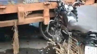 Betul Road Accident: बैतूल-परतवाड़ा हाईवे पर दर्दनाक हादसा, खड़ी ट्रॉली से टकराई बाइक, 17 वर्षीय युवक की मौत