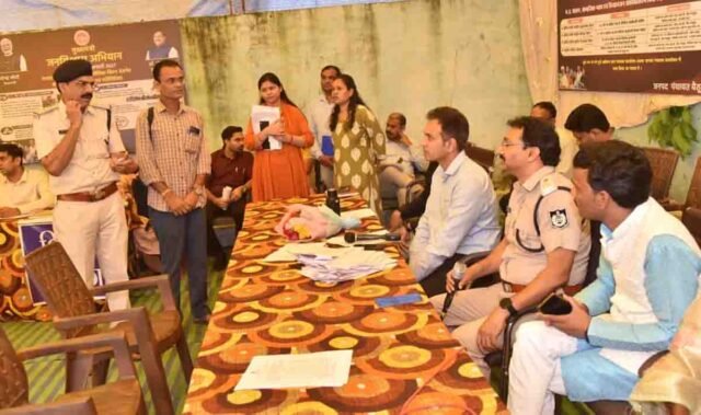 Jan Vishwas Camp Betul: कलेक्टर सोनवणे के शिविर में ग्रामीणों को बड़ी राहत, अतिक्रमण पर FIR और लापरवाही पर ब्लैकलिस्ट के निर्देश