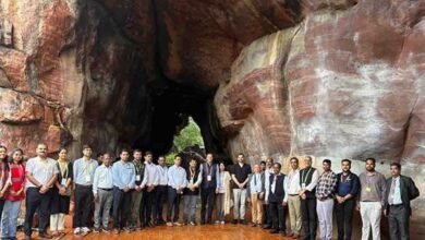 Bhimbetka Rock Shelters: भीमबेटका की गुफाओं में छिपी हजारों साल पुरानी कहानी, BRICS डेलीगेट्स हुए विरासत से रूबरू