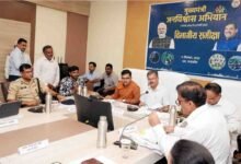 MP CM Helpline: MP में अफसरों पर गाज: CM हेल्पलाइन शिकायतों में देरी पर नायब तहसीलदार और रीडर की इंक्रीमेंट रुकी