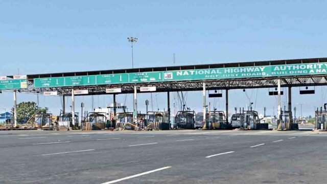 MP Barrier Less Tolling: एमपी का पहला बैरियर-रहित टोल प्लाजा: 100 किमी/घंटे की रफ्तार में भी कटेगा टैक्स, जानिए नया नियम