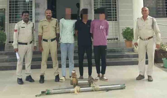 Betul Motor Theft: शाहपुर पुलिस को बड़ी कामयाबी: ट्यूबवेल से पानी की मोटर चुराने वाले गिरोह का पर्दाफाश, 2 नाबालिग भी शामिल