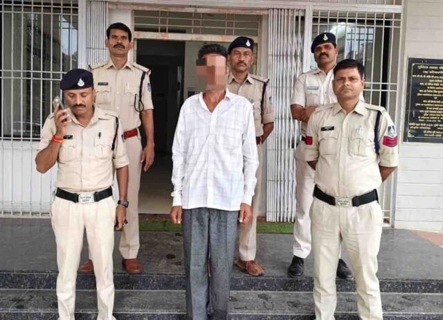 Betul Illegal Weapon: बैतूल में अवैध हथियार के साथ आरोपी गिरफ्तार: पुलिस ने घेराबंदी कर पकड़ी देशी पिस्टल, जांच में जुटी टीम