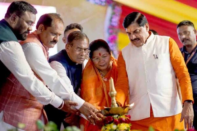 Tendu Patta Bonus: मध्य प्रदेश के 9 लाख से अधिक संग्राहकों को मिला बोनस, खातों में पहुंचे 36 करोड़, खुलेगा टाइगर सफारी जू