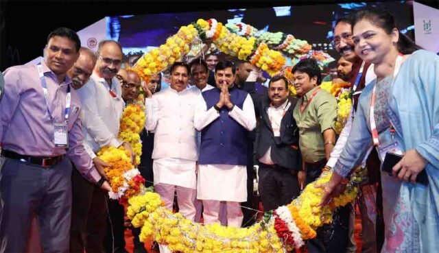 MP Government Jobs: मोहन यादव सरकार का बड़ा फैसला, 85 हजार नौकरी के बाद अब 1 लाख से ज्यादा पदों पर भर्ती