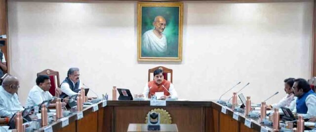 MP Cabinet Decisions: मोहन कैबिनेट के बड़े फैसले: सिंचाई परियोजनाओं के लिए 3378 करोड़, विकास और योजनाओं के लिए 8225 करोड़ रुपये मंजूर
