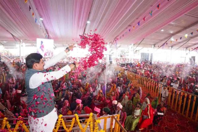 Ladli Behna Yojana: लाड़ली बहनों के खातों में आई 41वीं किस्त: नवरात्रि पर सीएम डॉ. मोहन यादव ने ट्रांसफर किए 1834 करोड़ रुपए