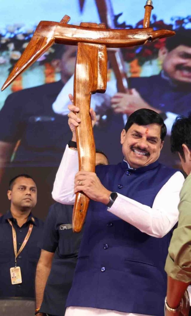 MP Government Jobs: मोहन यादव सरकार का बड़ा फैसला, 85 हजार नौकरी के बाद अब 1 लाख से ज्यादा पदों पर भर्ती