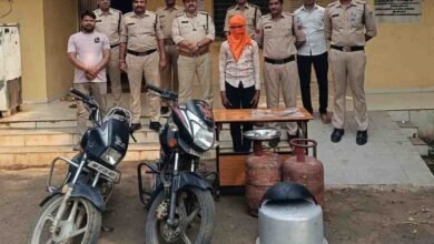 Betul Loot Arrest: बैतूल में पानी मांगने के बहाने महिला से लूट: लोहे की रॉड दिखाकर मंगलसूत्र ले उड़ा बदमाश, पुलिस के हत्थे चढ़ा