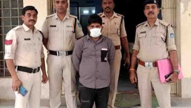Betul Fake Doctor: बैतूल पुलिस की बड़ी कार्रवाई: जिला अस्पताल में ठगी करने वाला शातिर ठग गिरफ्तार, एसपी ने की अपील