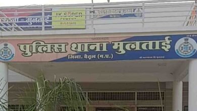 Multai DJ Action: मुलताई में पुलिस का कड़ा रुख: ध्वनि प्रदूषण और नियमों की अनदेखी पर 2 डीजे पर गिरी गाज